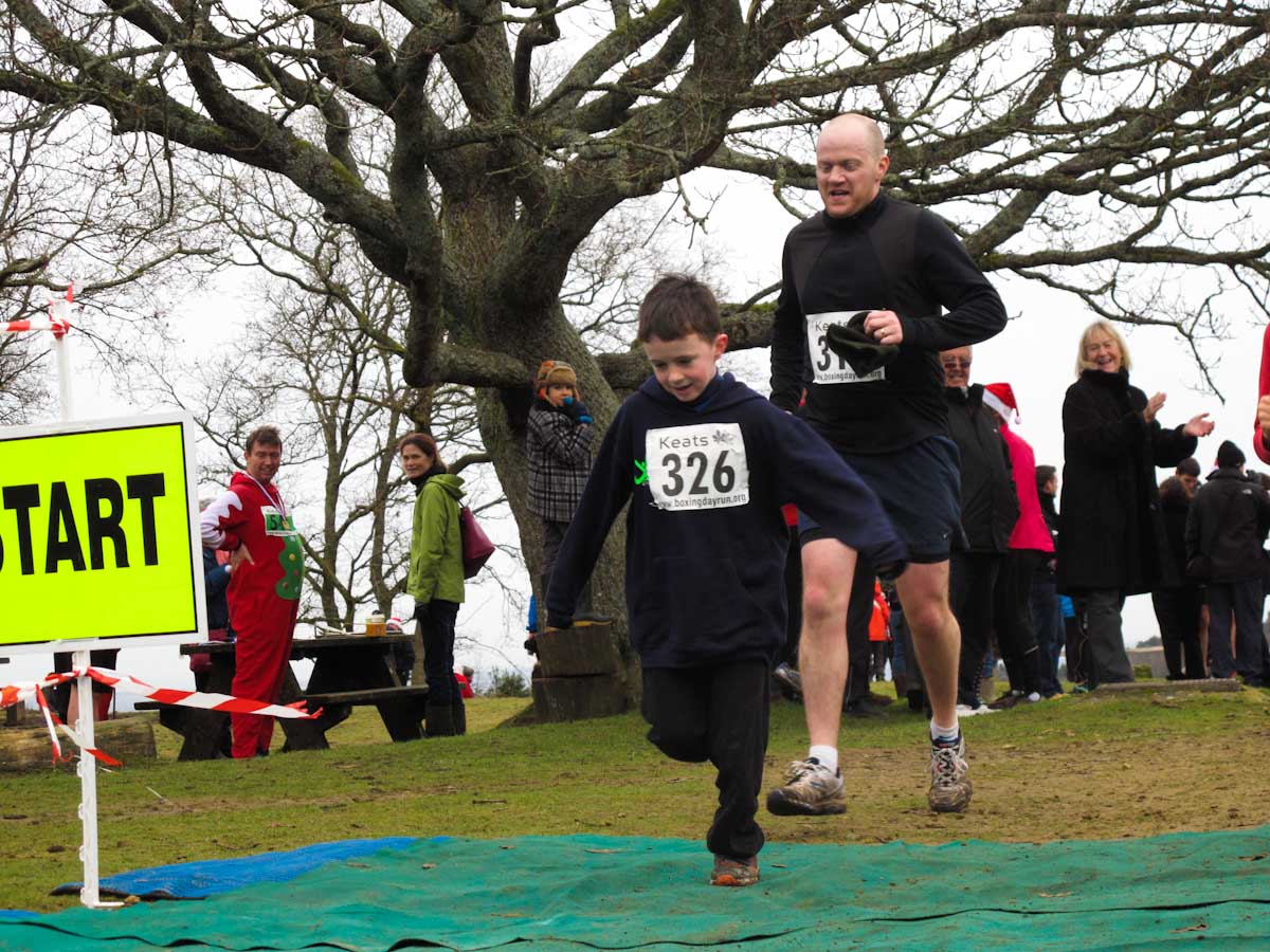 Daniel Rose crossing the line